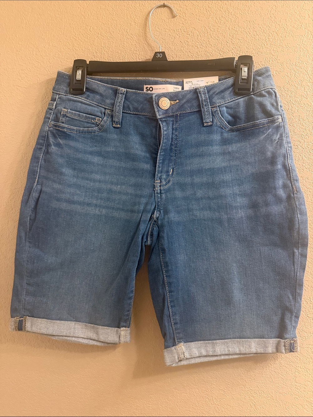 SO Light Blue Denim Bermuda Jeans Size 7/28W Low Rise